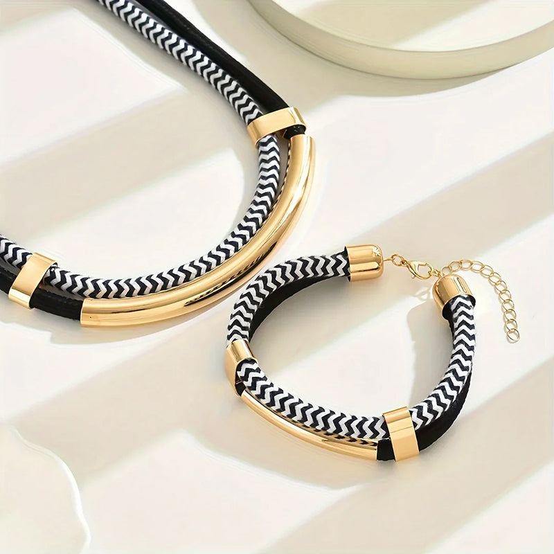 Stassie - Women’s Modern Chain Necklace & Bracelet Set